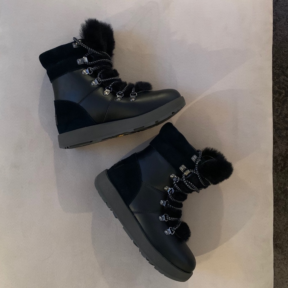UGG *NEW* WATERPROOF BOOTS